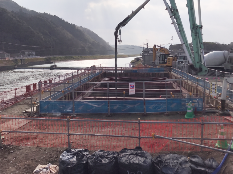 県道玄海田島福間線川端橋橋梁下部工（A2）工事
